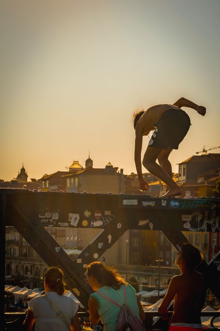 Street and travel photography from Porto by Miguel Cerqueira Gomes